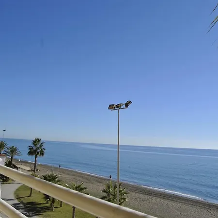 Apartamento Frente Al Mar,Primera Linea Rincón de la Victoria Extérieur photo