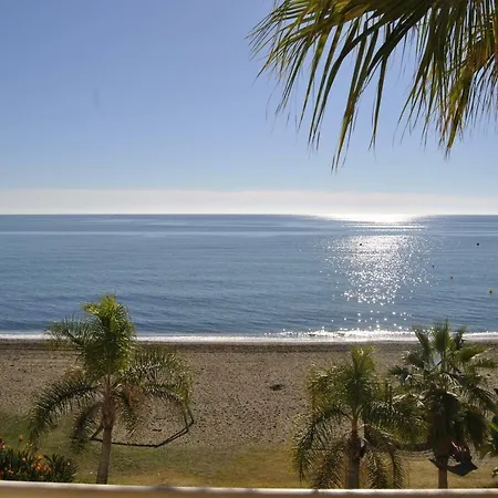 Apartamento Frente Al Mar,Primera Linea Rincón de la Victoria Extérieur photo