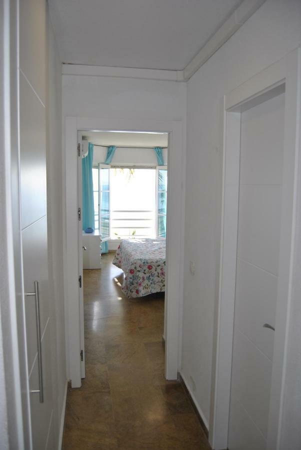 Frente Al Mar,primera Linea Apartment